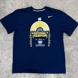 UConn Huskies Nike T-Shirt Men XL 2014 Basketball National Champions Blue Tee‎